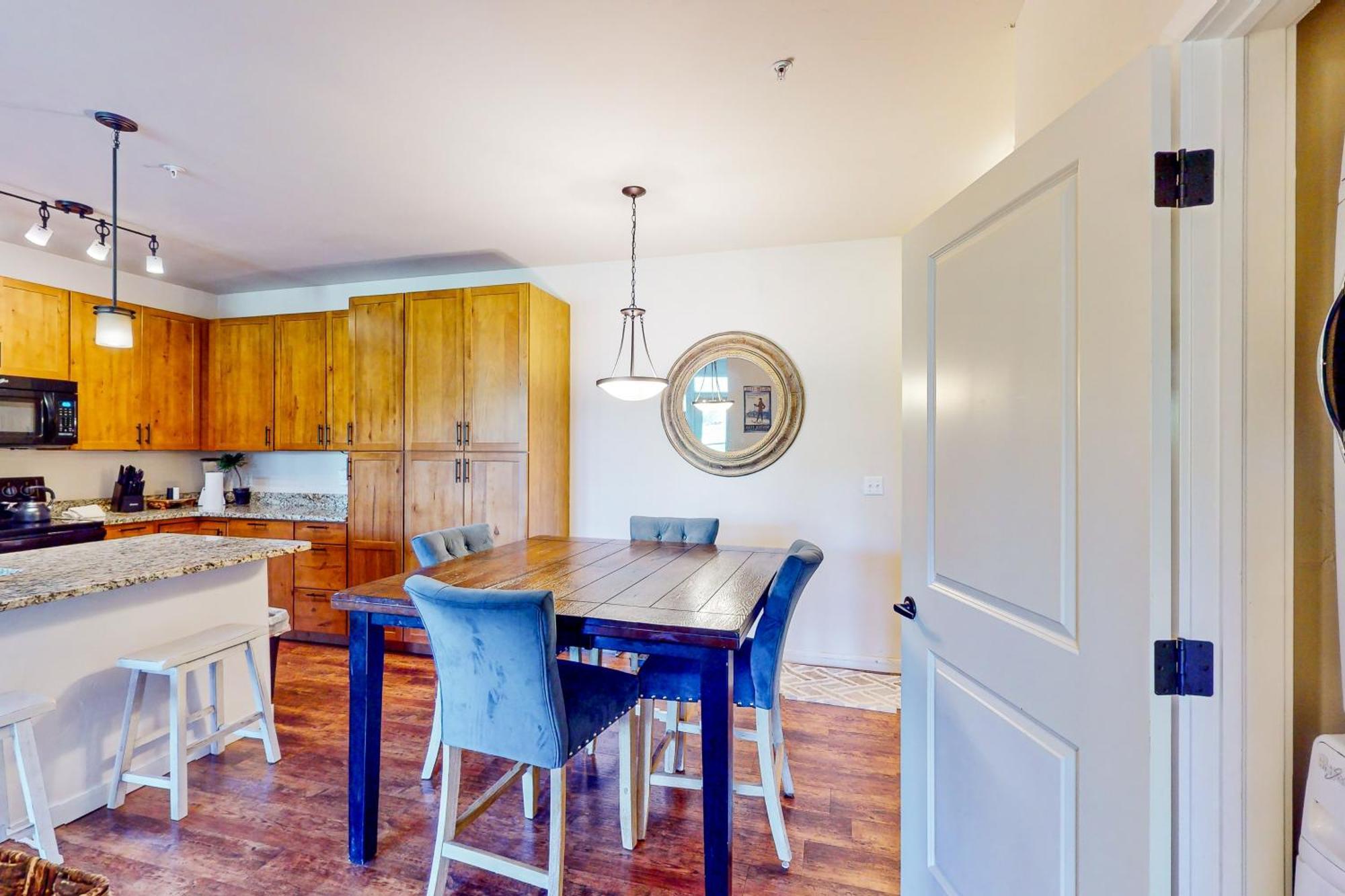 Granby Ranch Apartment Bilik gambar