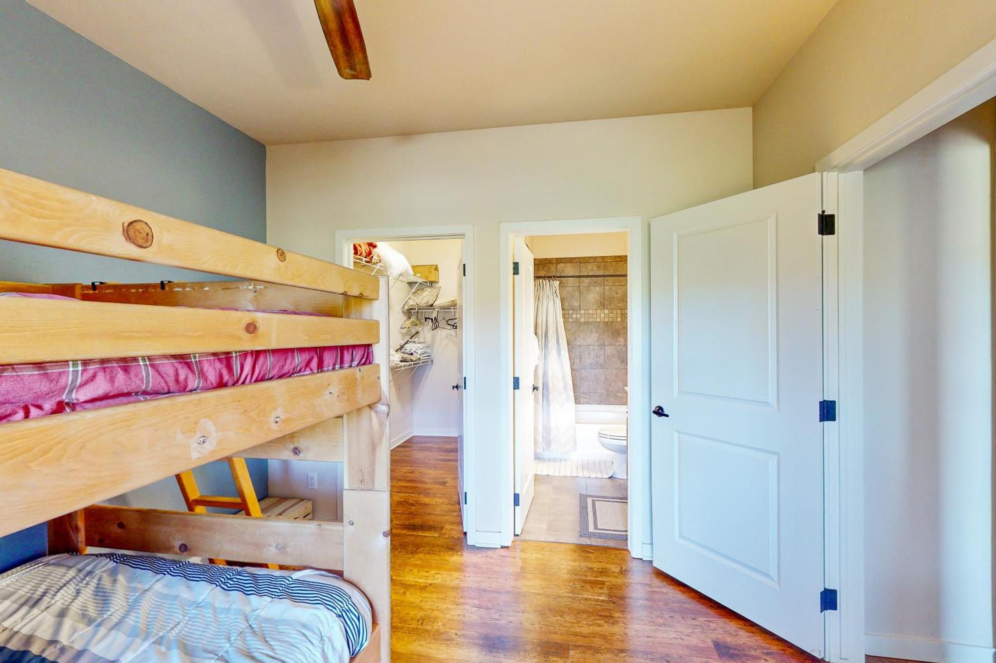 Granby Ranch Apartment Bilik gambar